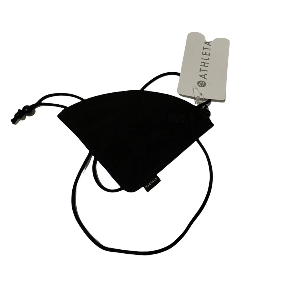 Athleta Face Mask Carrier Gym Wallet Pouch NWT
